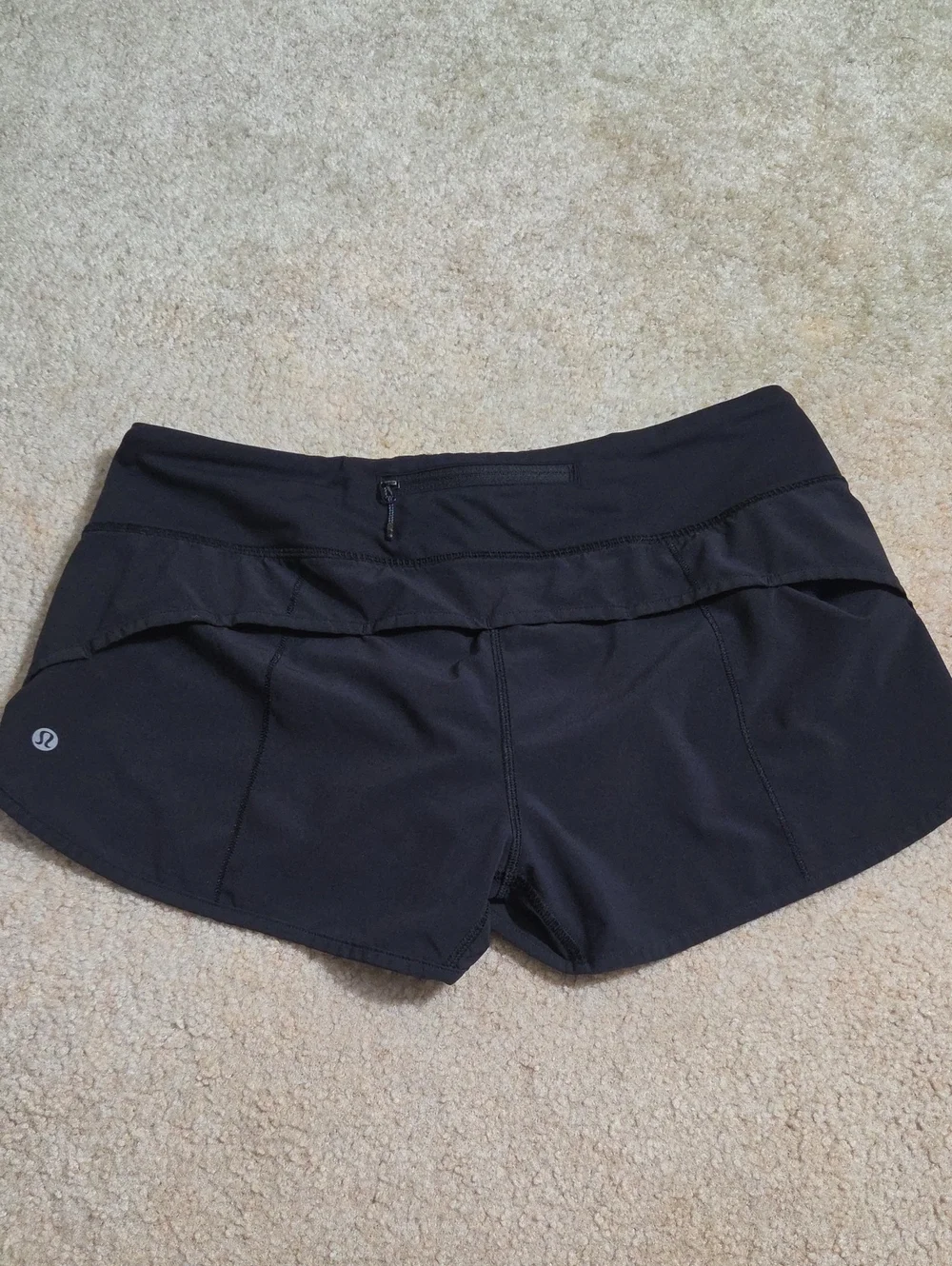 Like New - Lululemon Speed Shorts